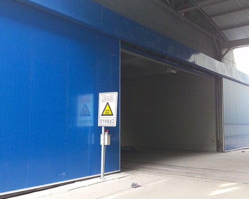 工業(yè)推拉門